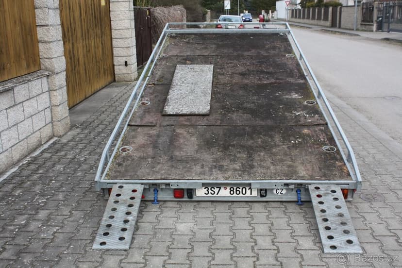 Agados Adam sklopka - 3.500Kg, první majitel, málo najeto