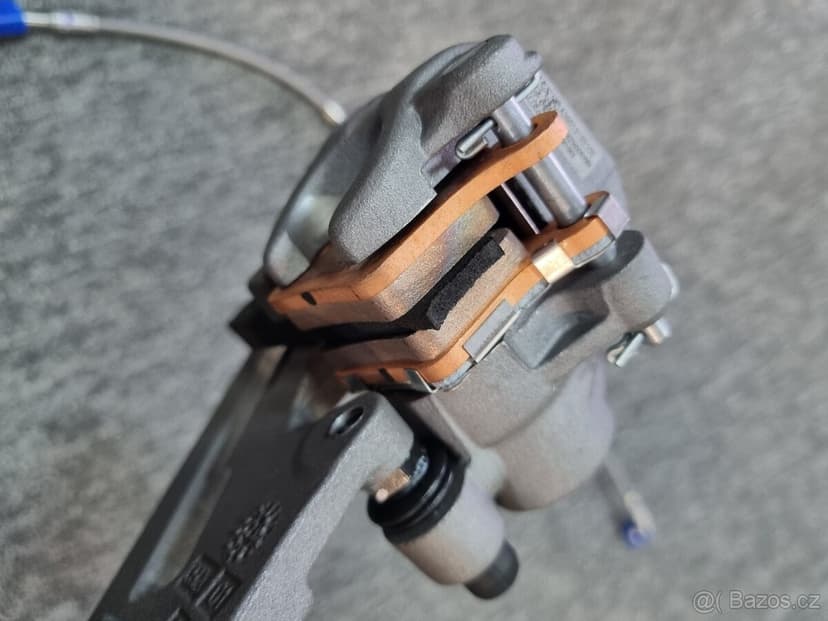 Zadní brzda Husqvarna TE 300 24-24 komplet nová.