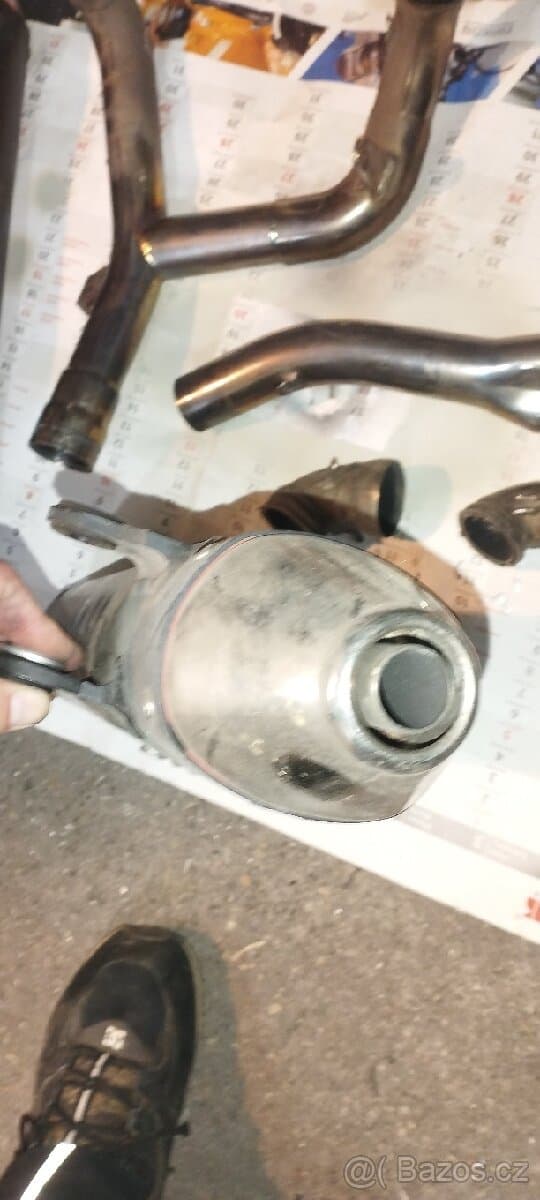 Svody výfuku KTM Duke 640