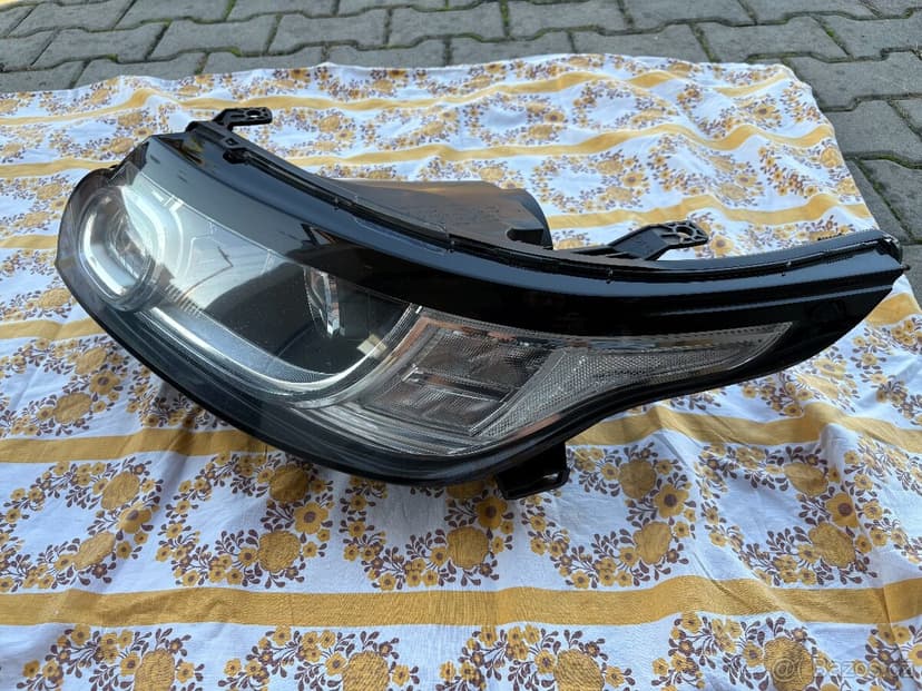 Range Rover Sport L494 přední originální světlomety s AFS