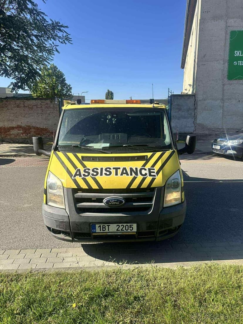 Prodám Ford transit odtahovy speciál
