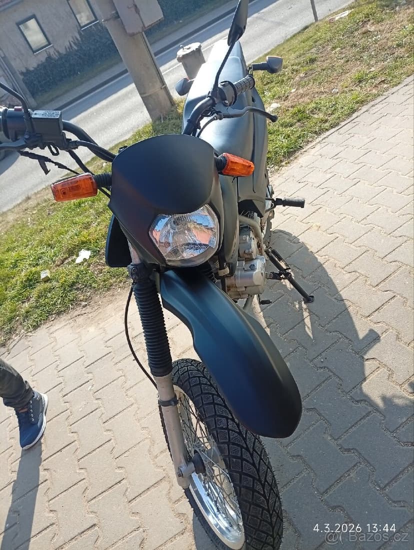 Tmec 125 enduro( identická Honda Xr 125)