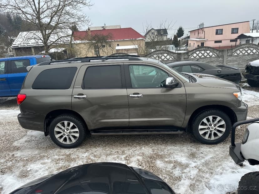 2014 Toyota Sequoia Limited 5,7 V8 4x4 8-miestna