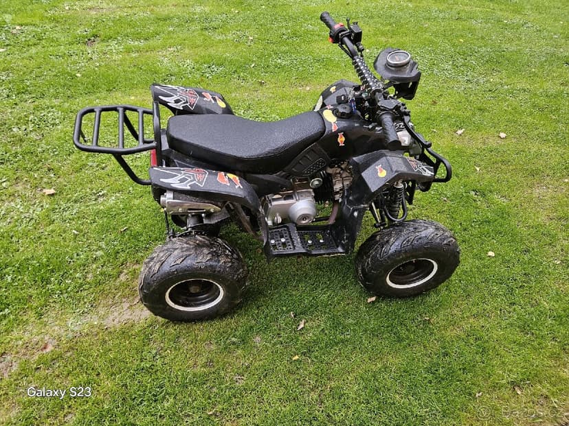 Dětská čtyřkolka