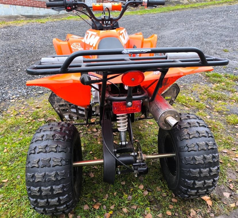 Dětská čtyřkolka