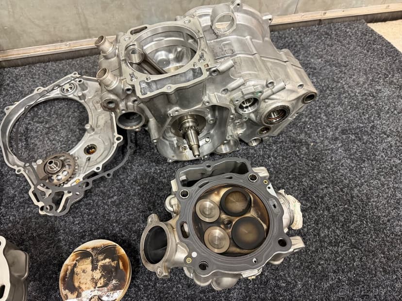 Díly motoru KTM SX-F 450 2019