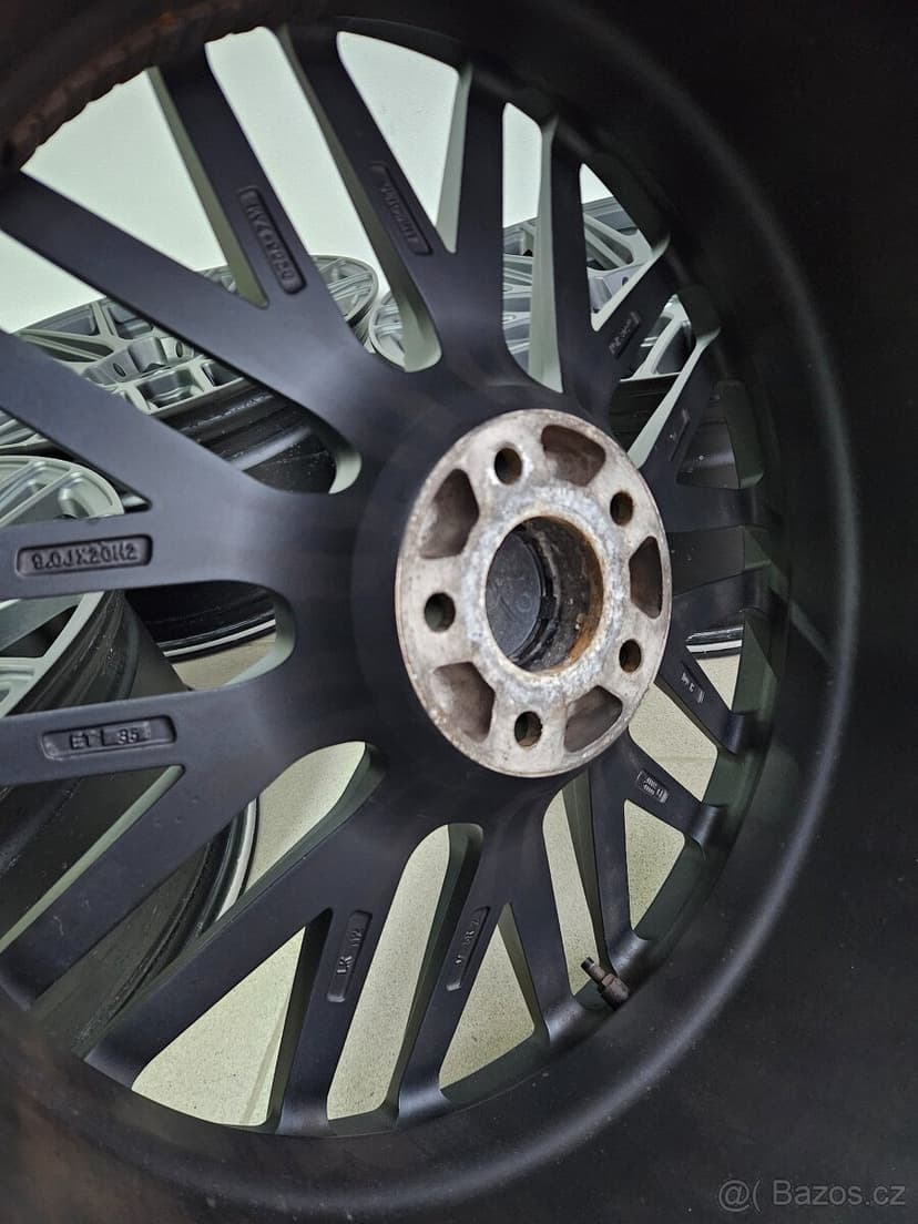 Disky MB Desing KV4 _ 5x112 20" - Top