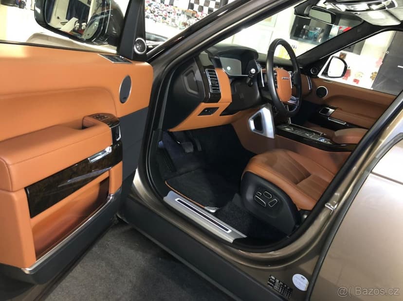 Land Rover- Range Rover autobiography 4.4