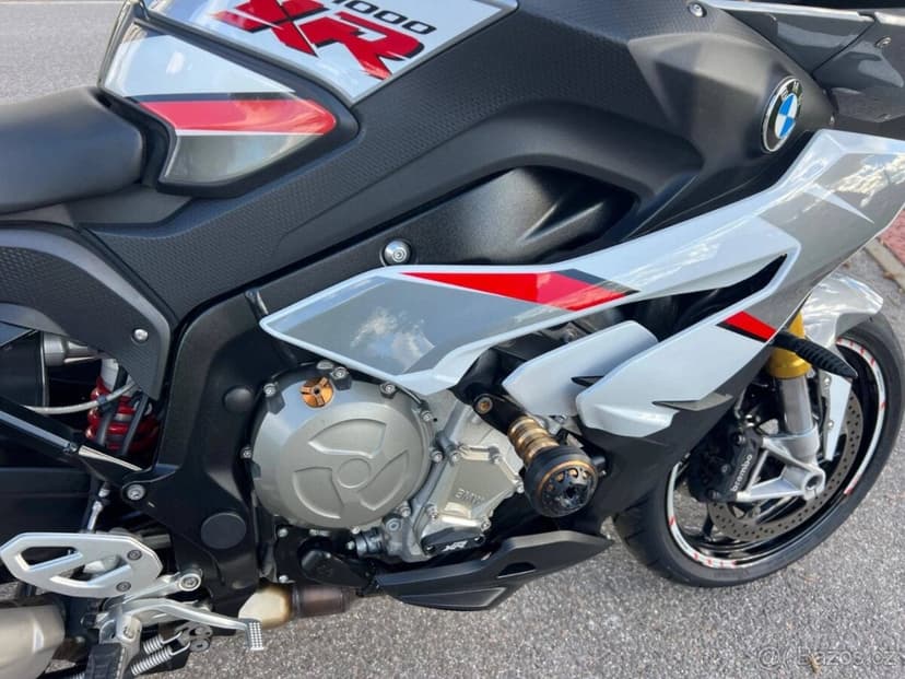 BMW S 1000 XR