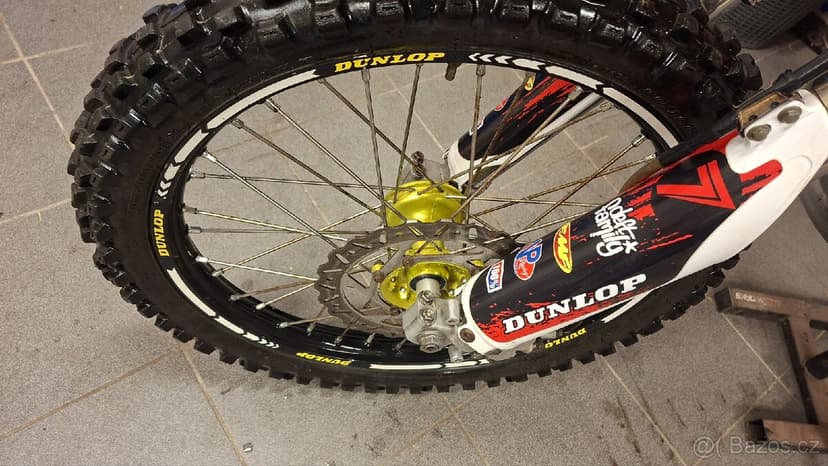 Honda cr 250 2t krasný stav nd díly