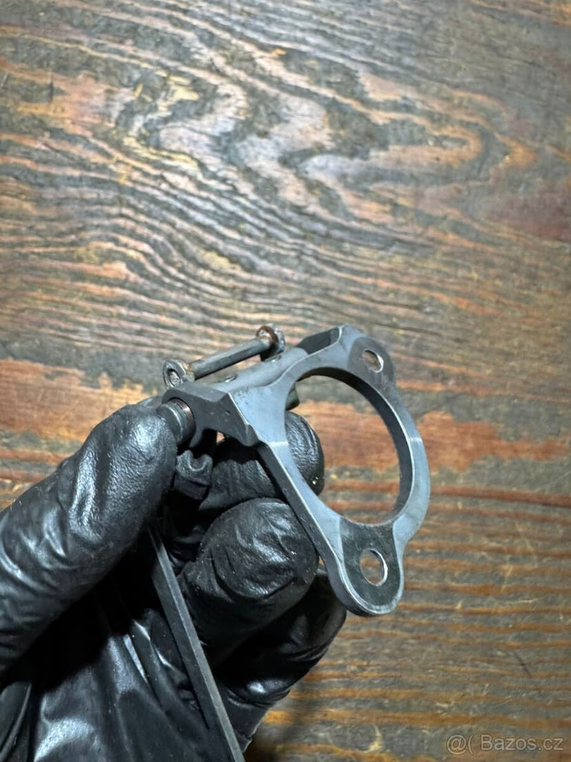 mechanismus výfukového ventilu zdvihátko válce suzuki rm 125