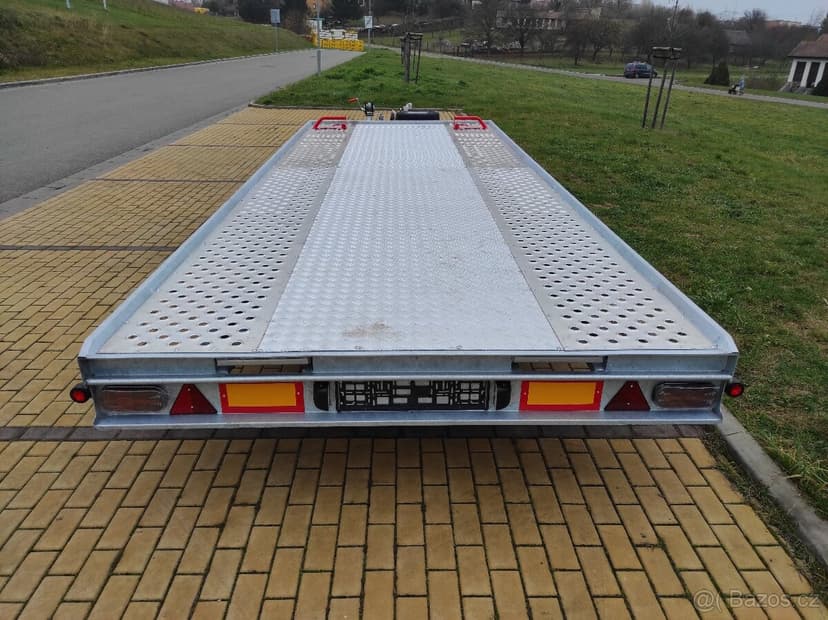 Autopřepravník ALU plocha 550x210 cm, 3500/680 kg, 3x1350kg