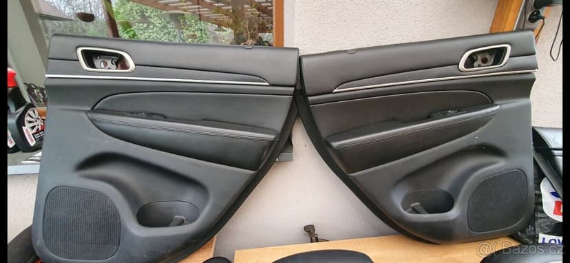 Sedadla Jeep Grand cherokee wk2