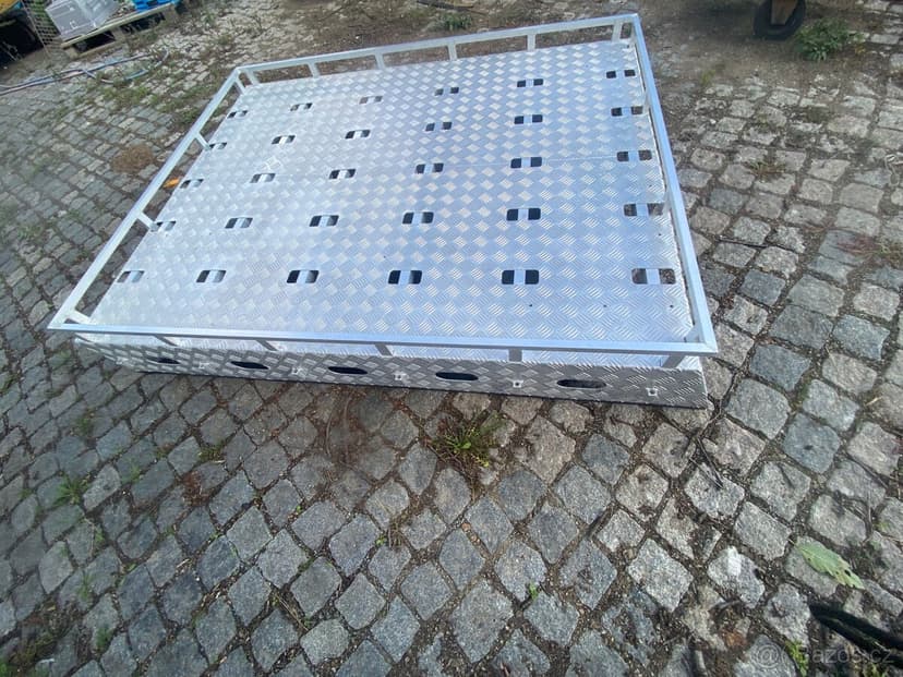 Land Rover Defender 110 Ex-tec alu zahrádka