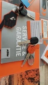 KTM ADVENTURE 1050 TOP STAV - DOPLŇKY