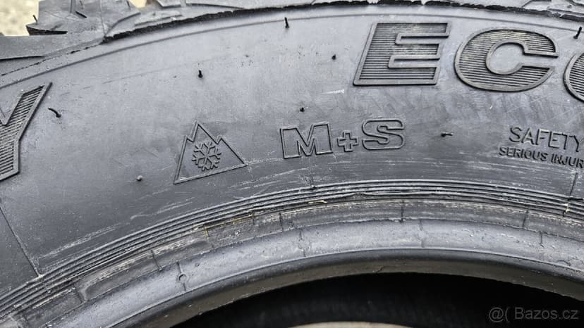 215/65 R16 celoroční A/T