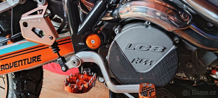 Jedinečná KTM 990 adventure