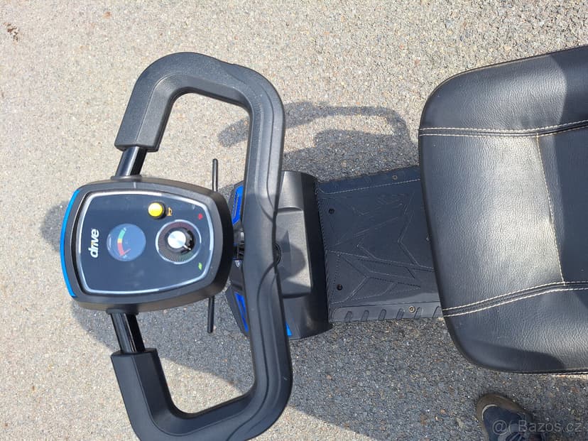 Elektricky invalidni vozík