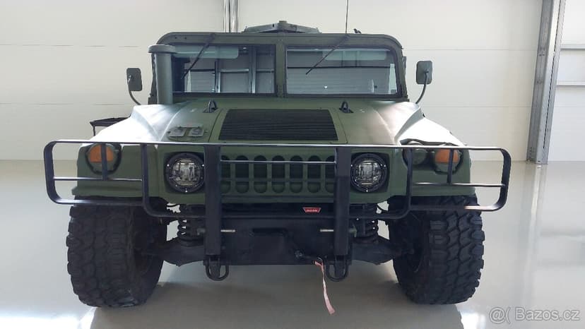 Hummer H1 / HMMWV slant back