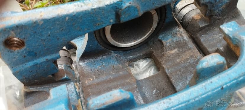 Brzdové třmeny Land Cruiser 100