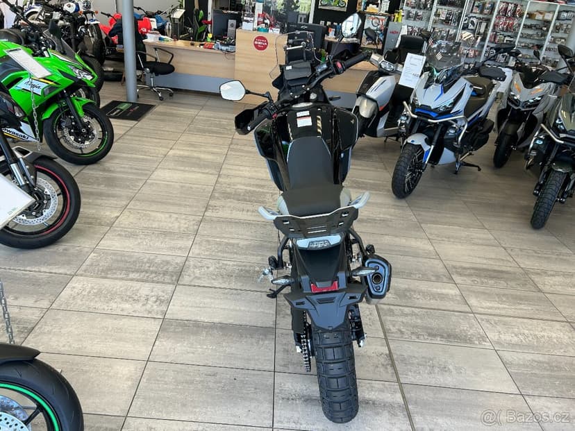 CF Moto 450 MT-R 2025 ZIMNÍ VÝBAVA ZDARMA