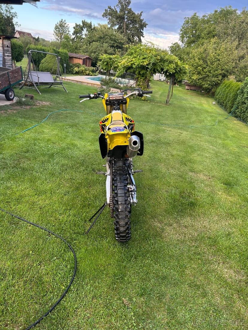 Suzuki rm-z 250