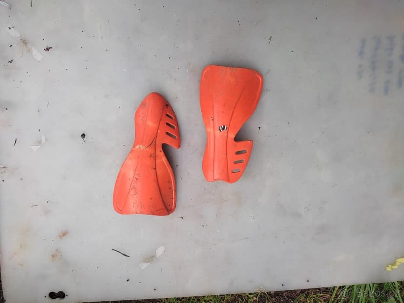 KTM EXC 520 - plasty