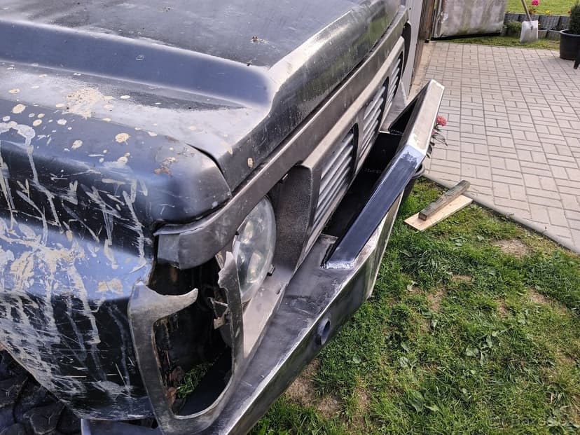 Pevnostní naraznik nissan patrol y60