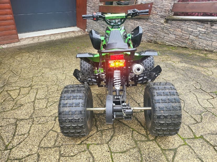 Čtyřkolka Buffler 125