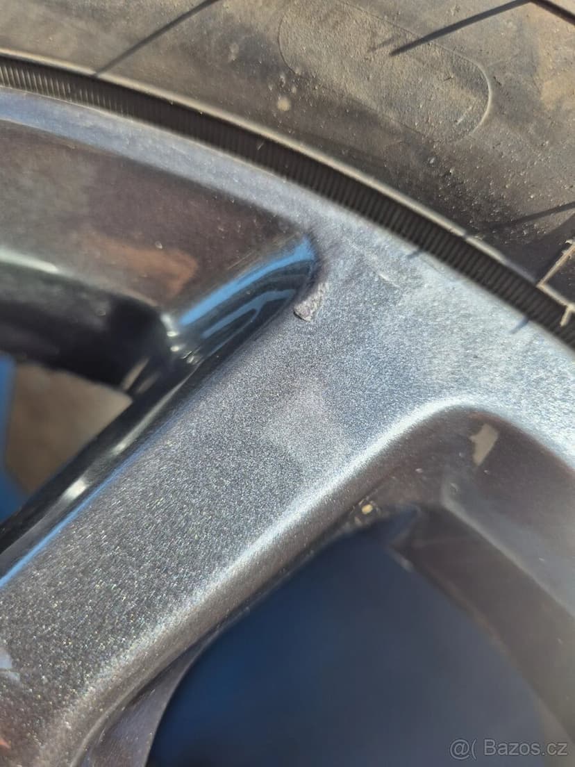 Letní sada Ford Ranger + vw Amarok 6x139,7 zánovní pneu