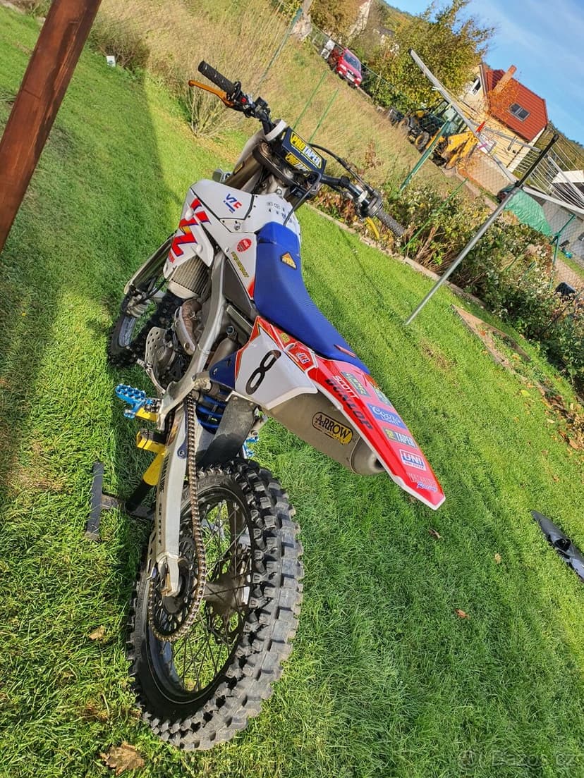 YAMAHA YZ 450F r.v.2017
