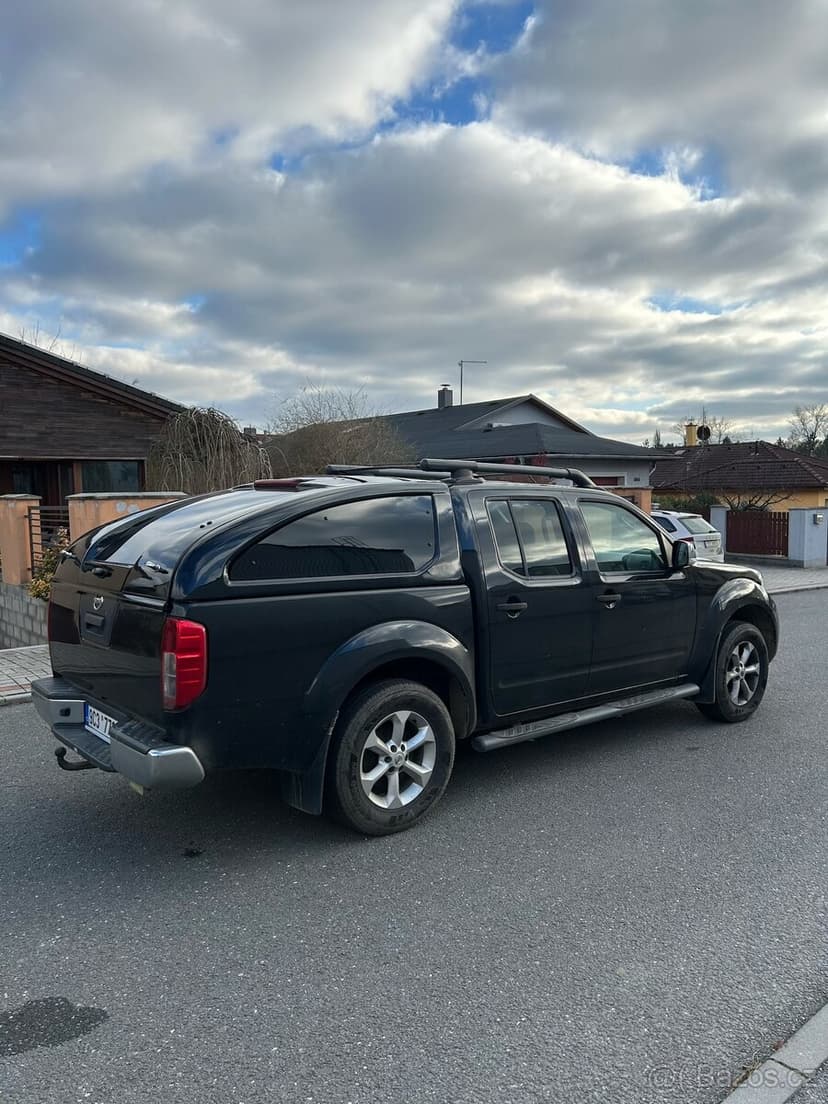 Nissan Navara r.v 2010 2.5dCi 4X4