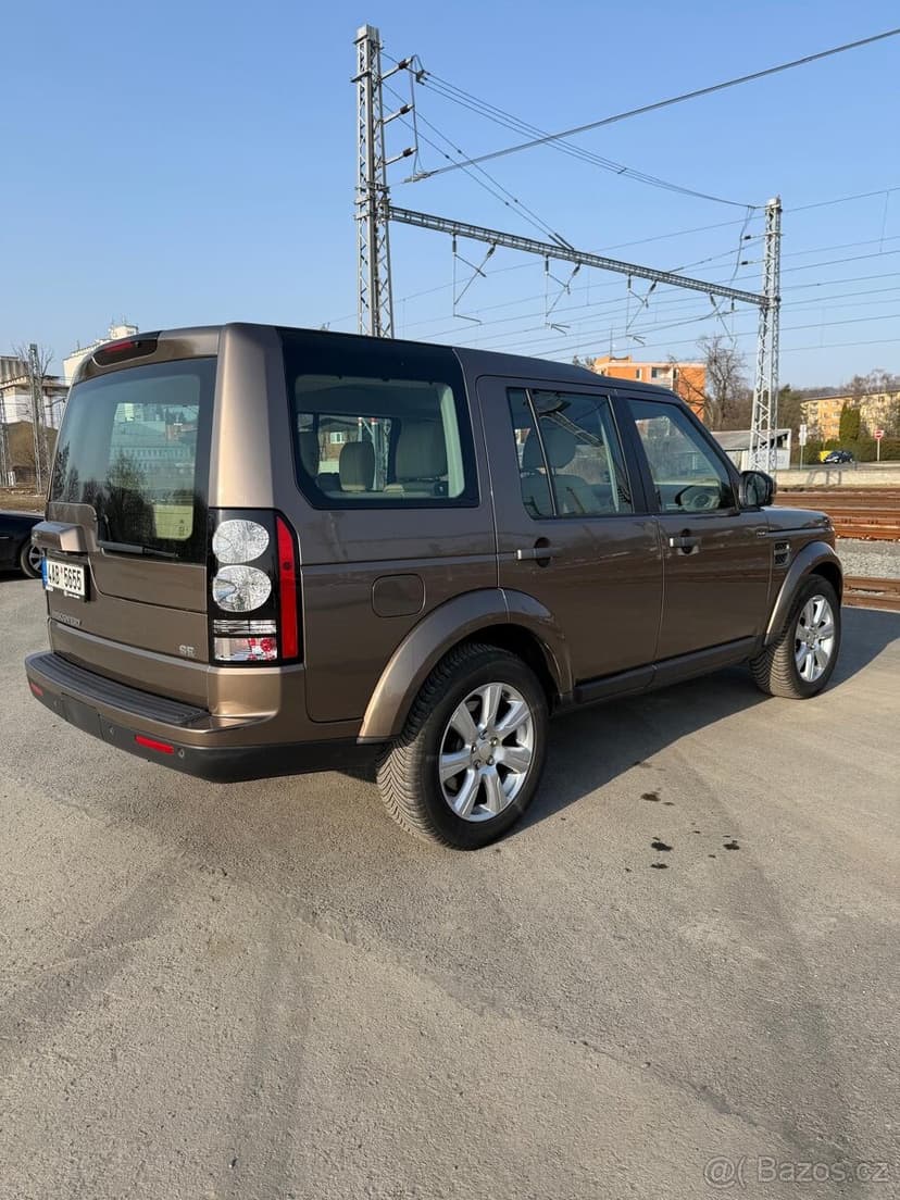 Land Rover Discovery 4