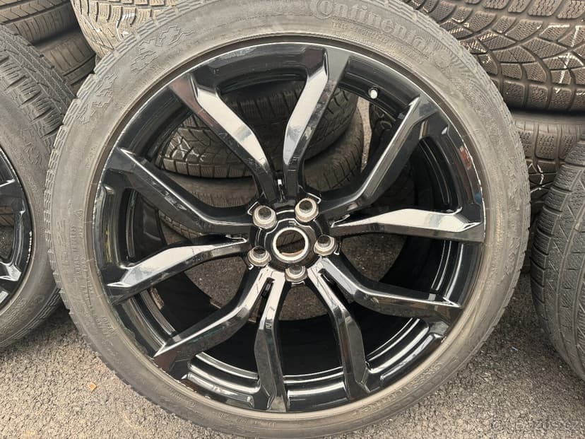 Prodam orig ALU kola R22 Range Rover vč zimnich pneu.