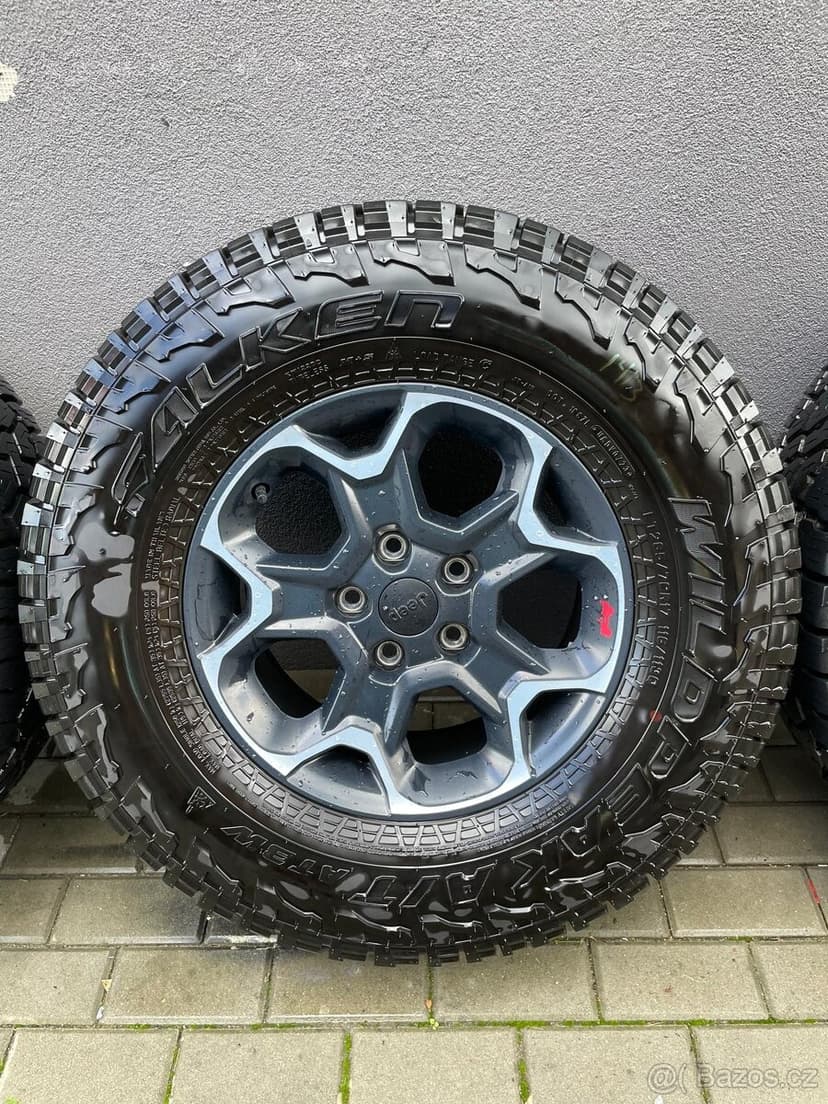 Kola Wrangler/Gladiátor R17