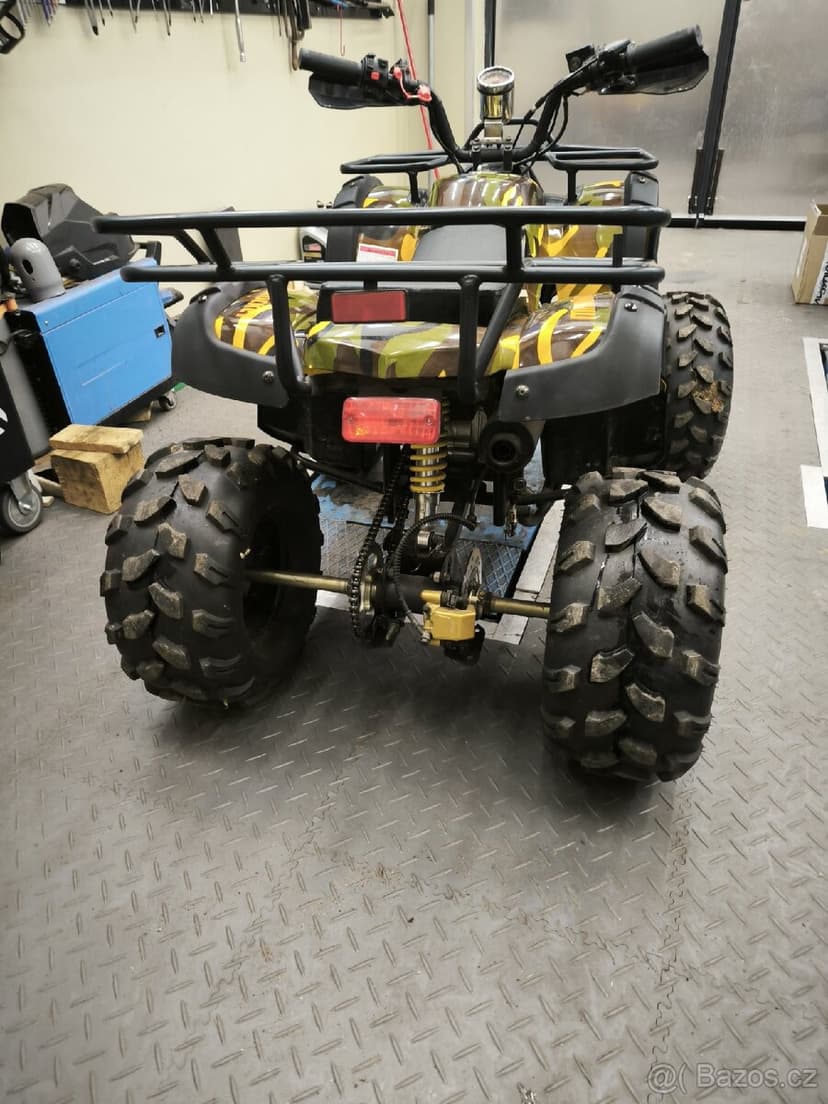 Dětská čtyřkolka