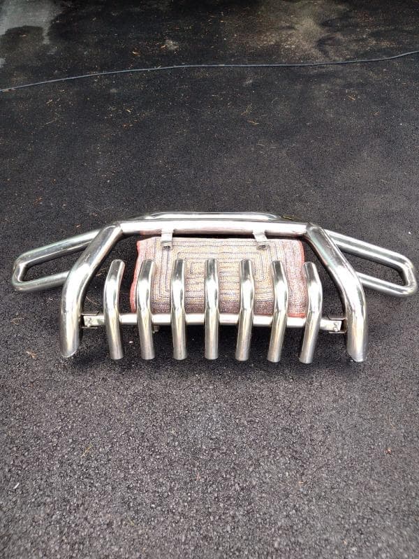 PŘEDNÍ RÁM NA AUTO