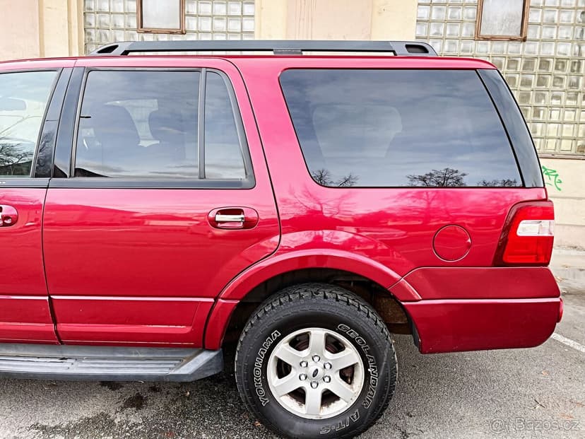 FORD EXPEDITION 5.7 V8 LPG 1.MAJITEL V ČR NOVÁ STK