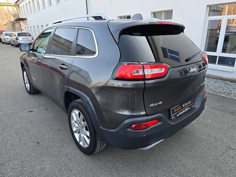 JEEP Cherokee 2.2 147kW 4x4 LIMITED KŮŽE NAVI - DPH