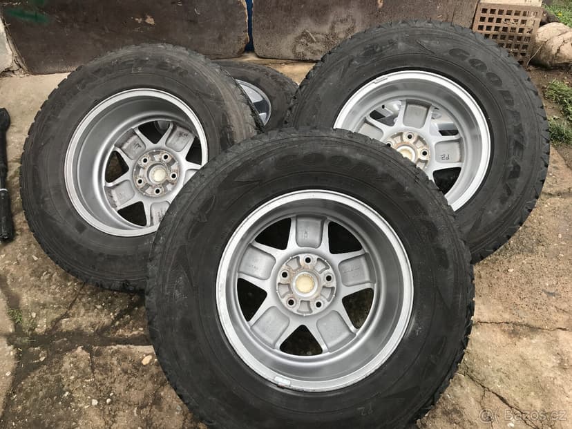 Origo kola Jeep Wrangler