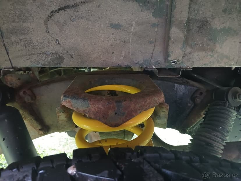 Land Rover Defender 300 TDI 110. Sleva