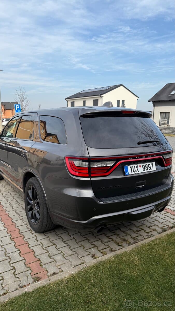 DODGE DURANGO 5.7 R/T   / 6 míst / 118.000km AKCE Sleva