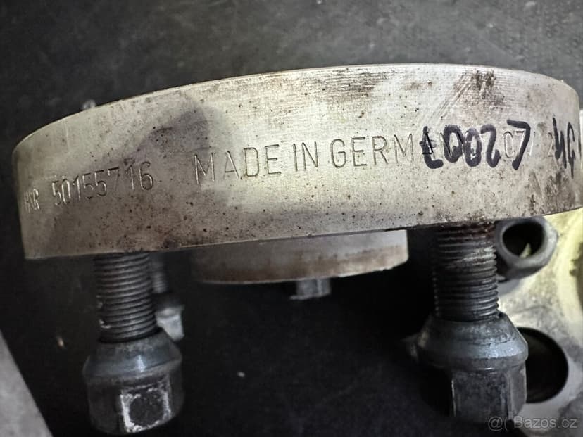 Prodám rožšiřovací podložky HR na Jeep Wrangler 2007 +