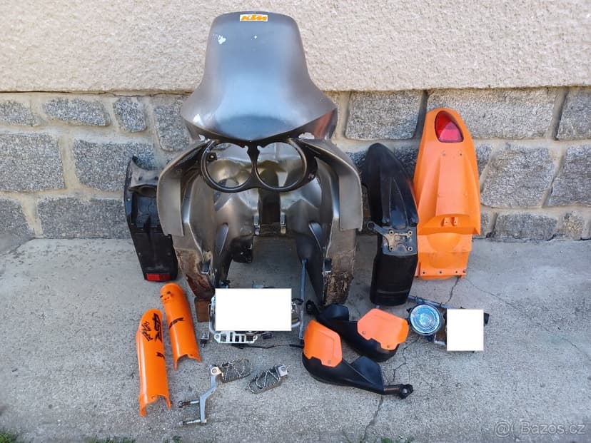 KTM LC4 640 - 620 PLASTY