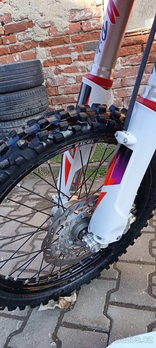 Prodám KTM 250 sxf 2024