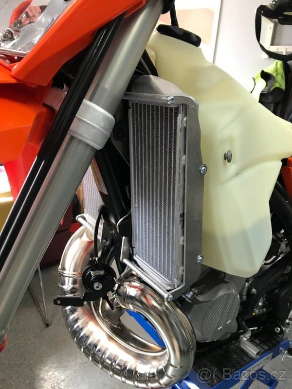 KTM, Husqvarna, Sherco, Gas Gas, Beta, Yama Výztuhy chladiče