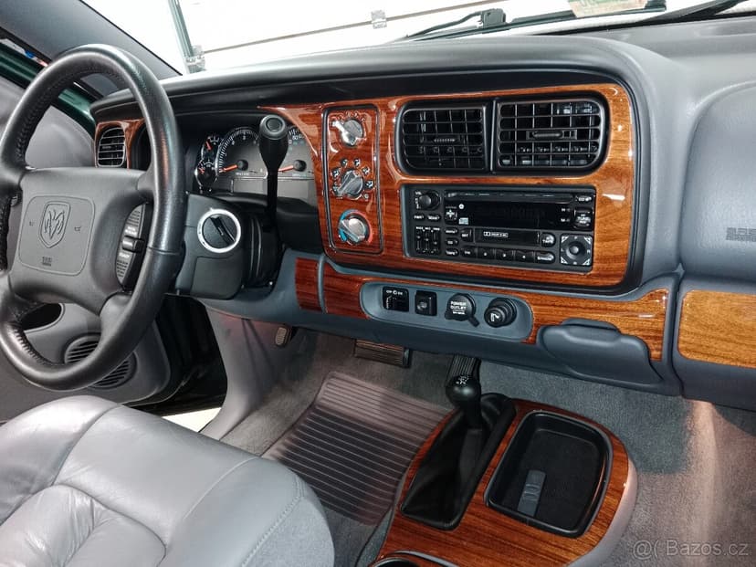 DODGE Durango 5.9 V8 12tis.najeto