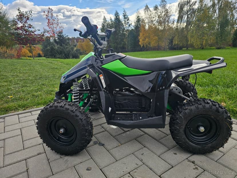 Dětská čtyřkolka