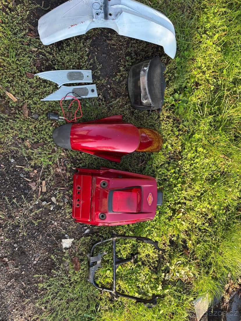 Kawasaki Kle 500 díly