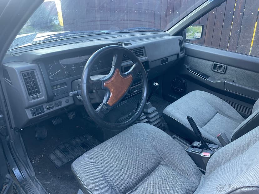 Nissan Terrano 1 Diesel 2,7 r.v.1991 4x4 pevný rám